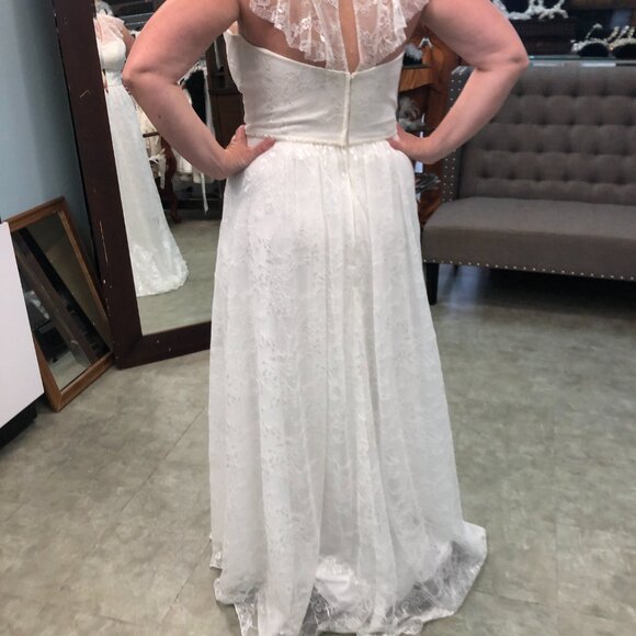 BOHO Vintage Sample Lace Aline Wedding Dress, V-Neck POCKETS Ruffle Cap Sleeves - Picture 12 of 15